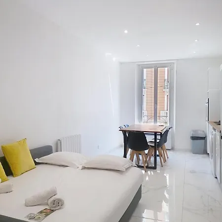 Le Courbet Apartment